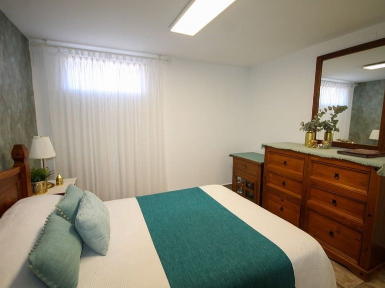 Villa for Sale in Villamartin, 28