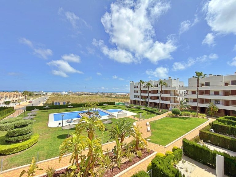 Apartment for Sale in Lomas De Cabo Roig, Alicante 43