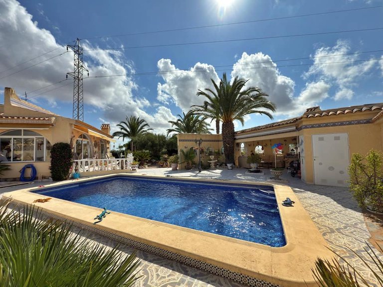 Villa for Sale in Blue Lagoon, Alicante 5
