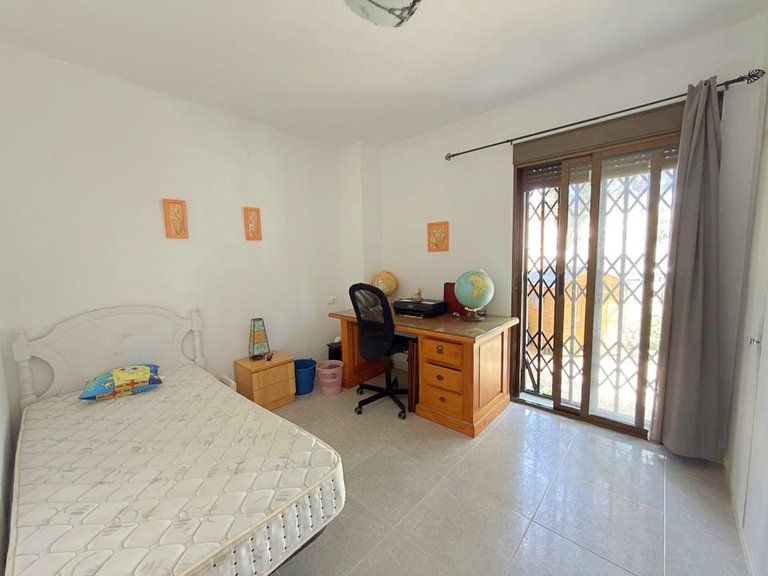 Villa for Sale in Villamartin, Alicante 27