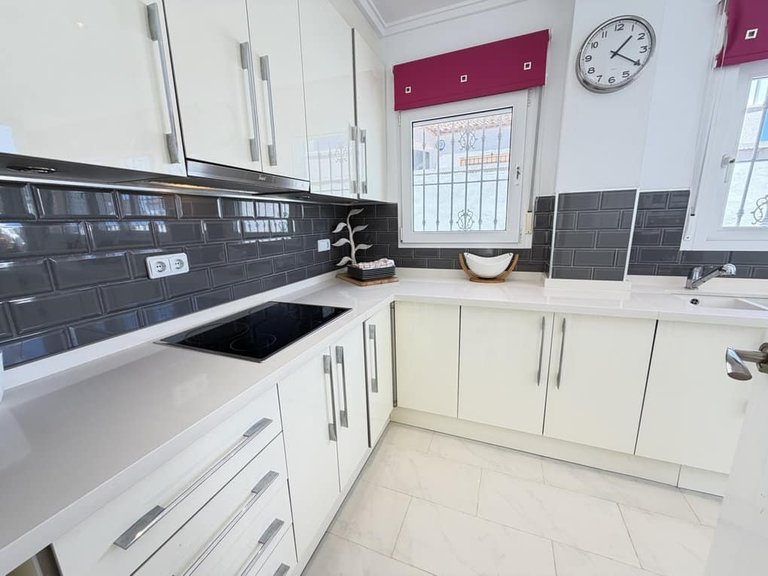 Villa for Sale in Torremendo, Alicante 7