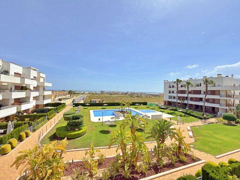 Apartment for Sale in Lomas De Cabo Roig, Alicante 5