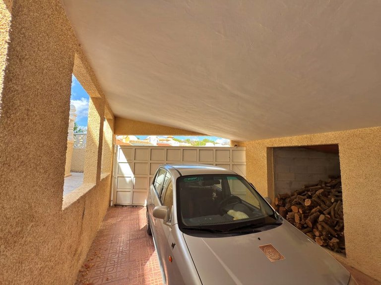 Villa for Sale in Blue Lagoon, Alicante 34
