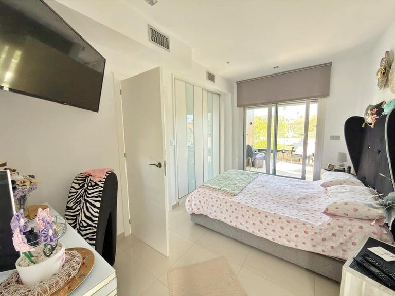 Villa for Sale in Blue Lagoon, Alicante 30