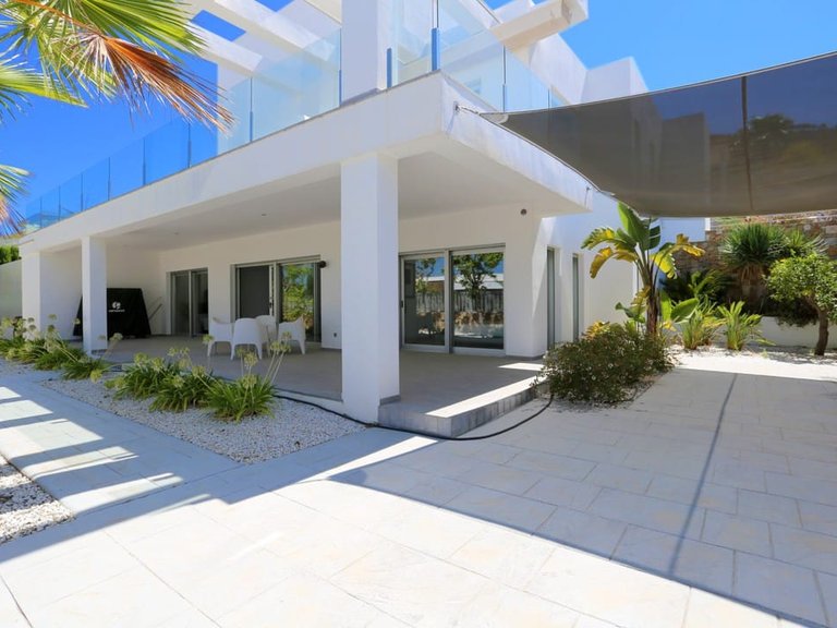 Villa for Sale in Javea, Alicante 10