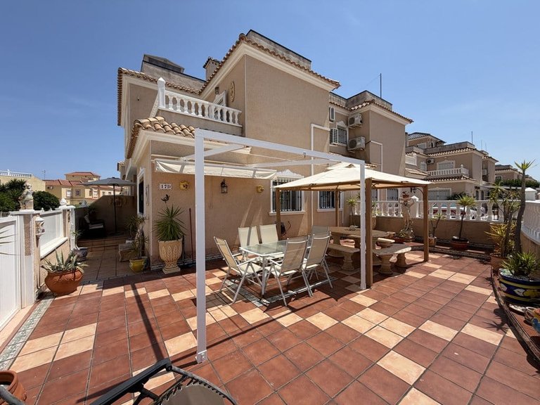 Town House for Sale in Cabo Roig, Alicante 1