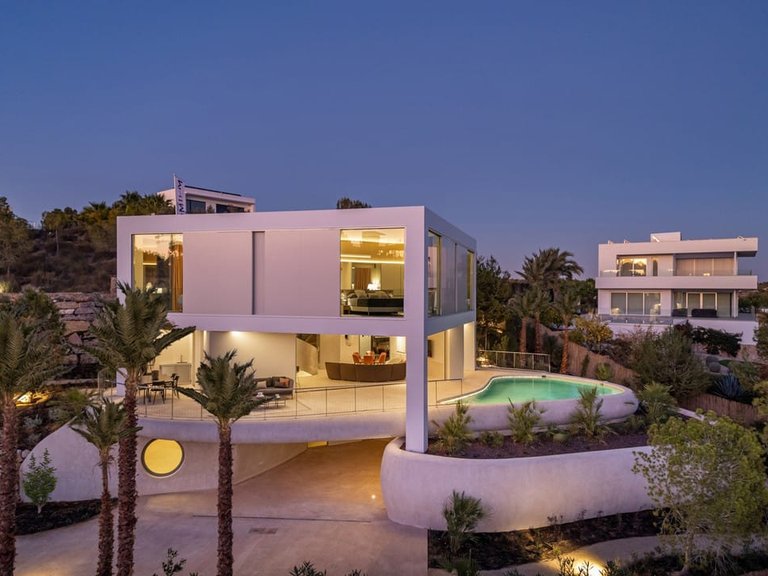 Villa for Sale in Las Colinas Golf, Alicante 3