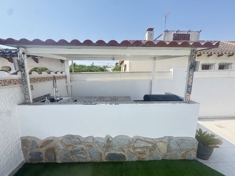 Villa for Sale in Villamartin, 9