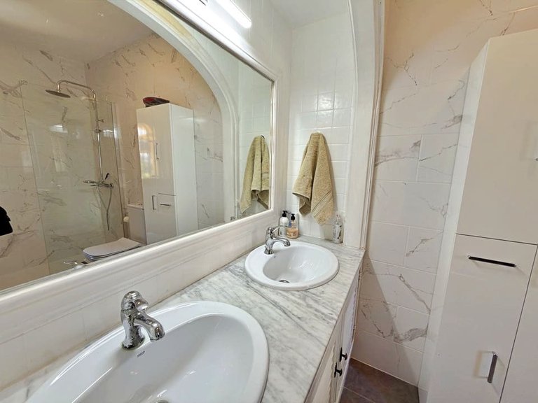 Town House for Sale in Villamartin, Alicante 28