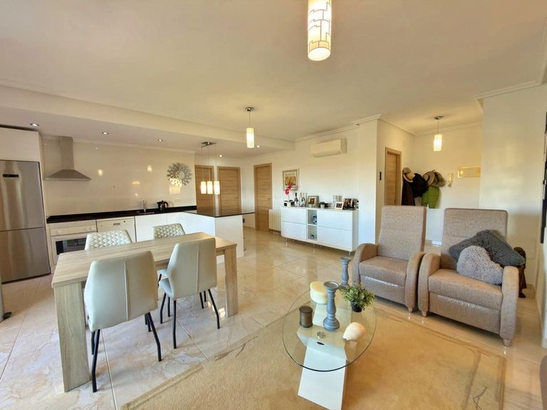 Apartment for Sale in Campoamor Golf, Alicante 18