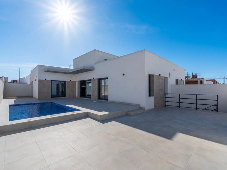 Villa for Sale in Daya Nueva, Murcia 2