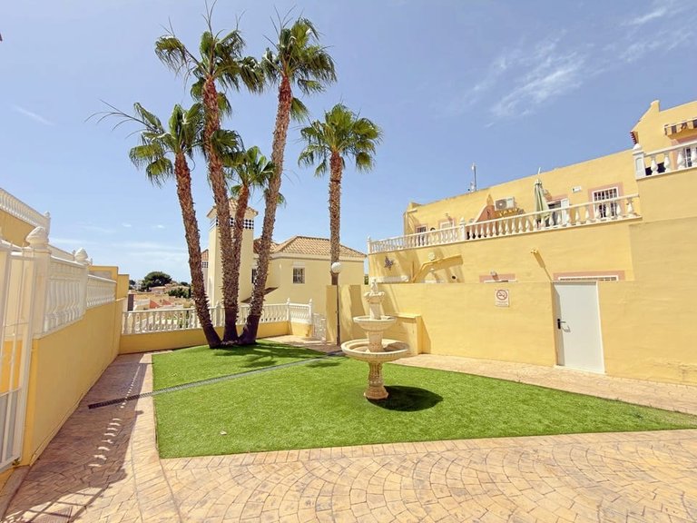 Town House for Sale in Blue Lagoon, Alicante 5