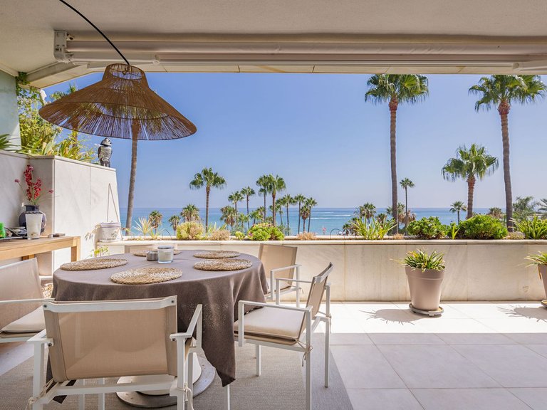 penthouse for sale in Nueva Andalucia, Malaga 109152 1