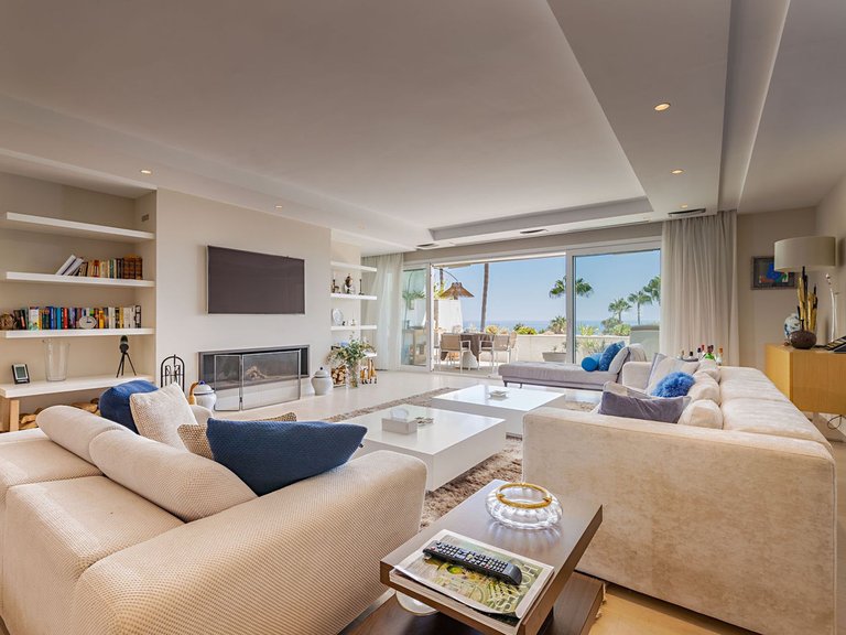 penthouse for sale in Nueva Andalucia, Malaga 109152 2