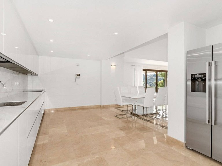 villa for sale in Los Arqueros, Malaga 109136 9