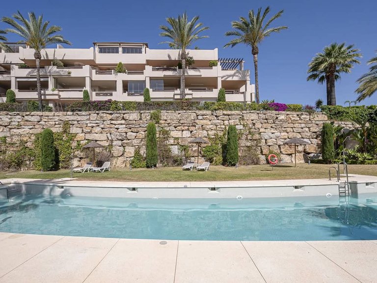apartment for sale in El Paraiso, Malaga 109176 4