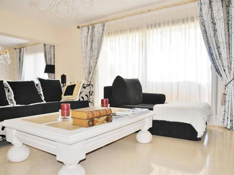 penthouse for sale in Benahavis, Malaga 493615 8