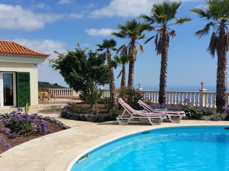 Villa for sale in Guia de Isora, Tenerife 1409127 4