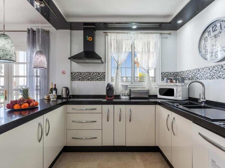 Villa for sale in Adeje, Tenerife 1504589 7