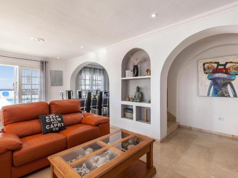 Villa for sale in Adeje, Tenerife 1504589 4