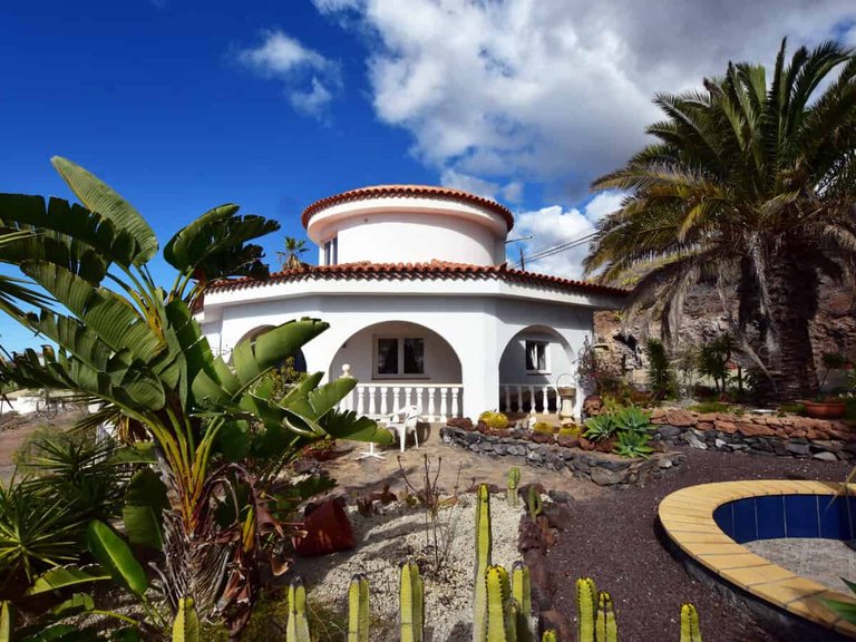 Villa for sale in Adeje, Tenerife 1408945 1