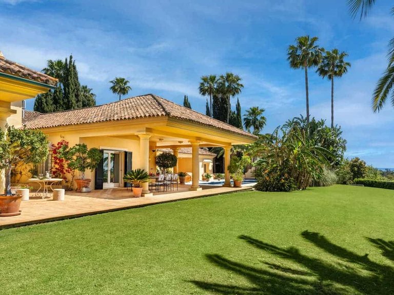 Villa for Sale in Sotogrande Alto, Luzaria 2