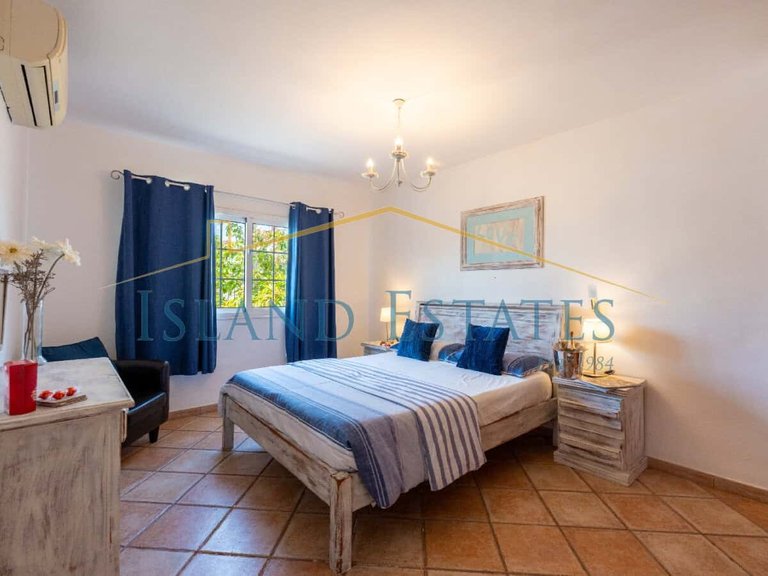 Villa for sale in Golf del Sur, Tenerife 12