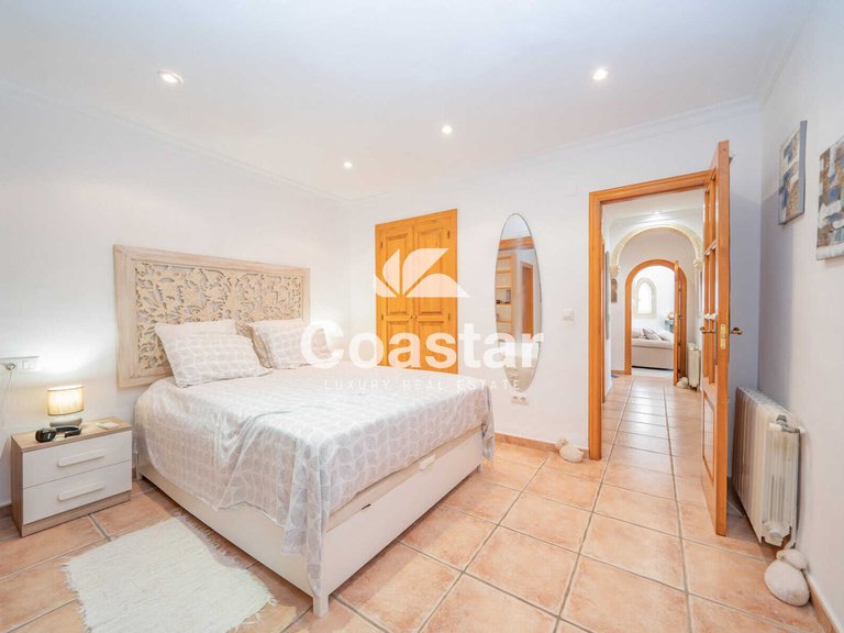 Mediterranean Charm In Prestigious Location 14