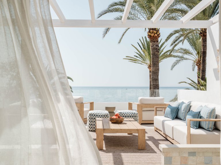 Villa for sale on Golden Mile in Marbella, Málaga 9