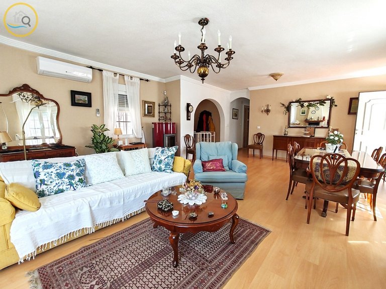 Villa for sale in Pilar de la Horadada, Alicante, Costa Blanca 5