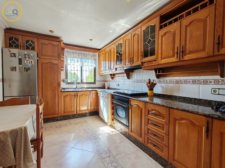 Villa for sale in Pilar de la Horadada, Alicante, Costa Blanca 6