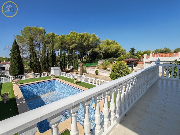 Villa for sale in Pilar de la Horadada, Alicante, Costa Blanca 12