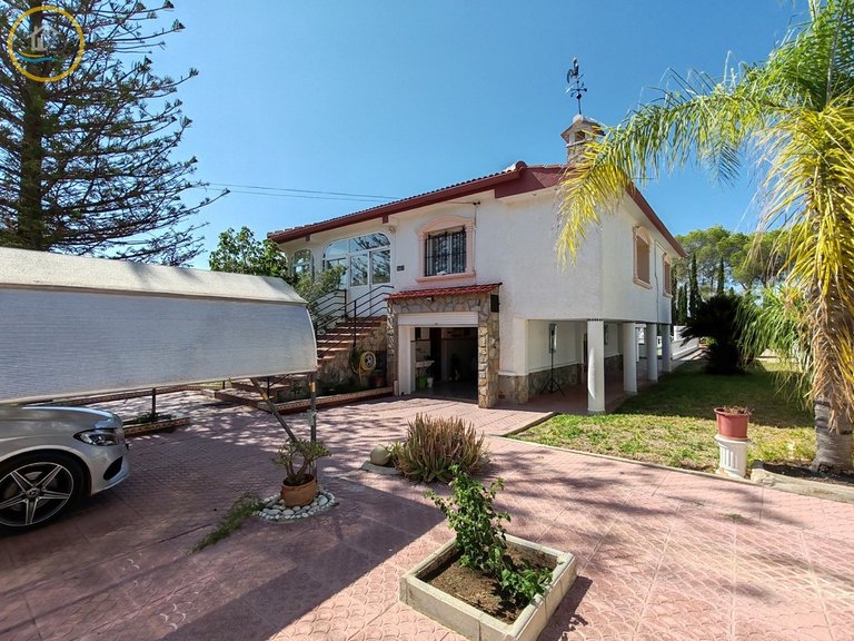 Villa for sale in Pilar de la Horadada, Alicante, Costa Blanca 13