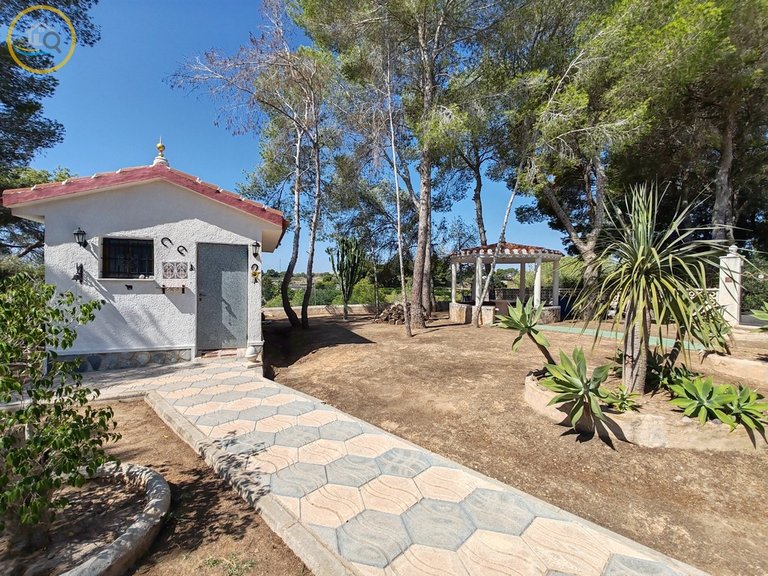 Villa for sale in Pilar de la Horadada, Alicante, Costa Blanca 24