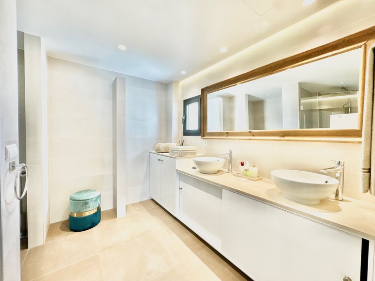 Apartment for sale in Puerto Banus, Málaga 12