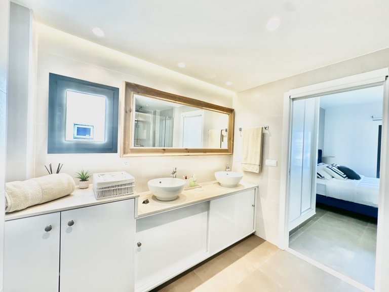 Apartment for sale in Puerto Banus, Málaga 13