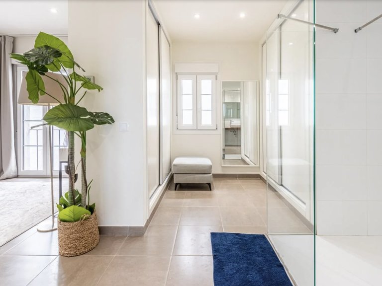 Apartment for sale in Puerto Banus, Málaga 4