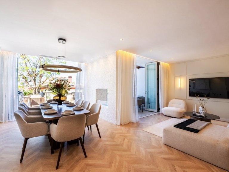 Villa for sale on Golden Mile, Marbella, Málaga 13