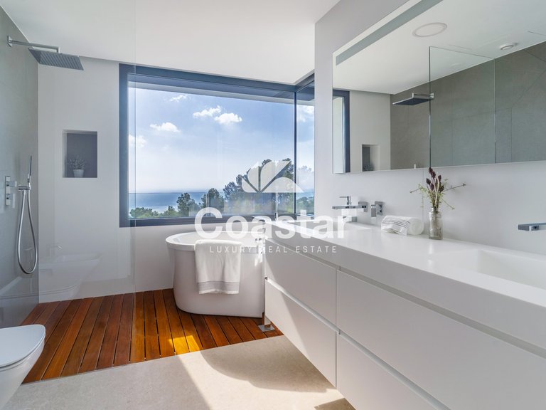 Villa for Sale in Altea, Costa Blanca 1