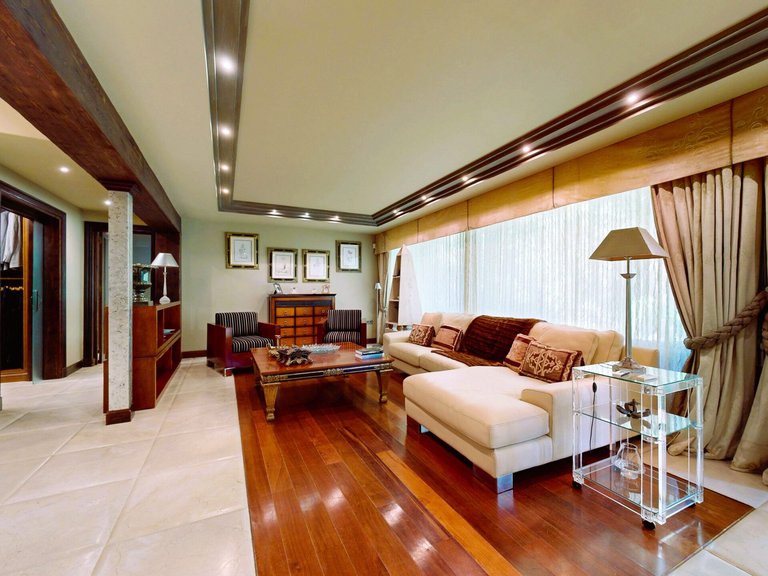 Villa for sale in Calahonda, Mijas Costa, Málaga 3