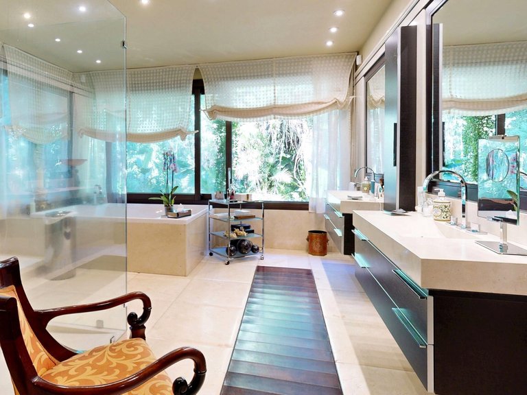 Villa for sale in Calahonda, Mijas Costa, Málaga 8