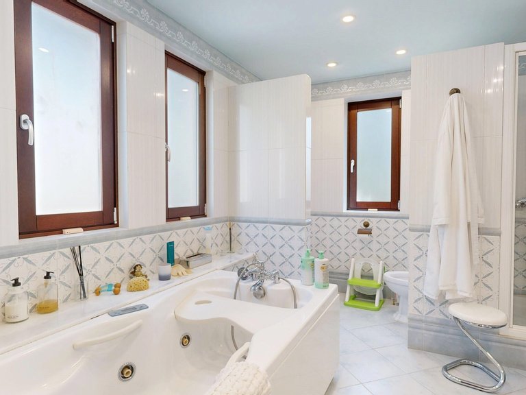 Villa for sale in Calahonda, Mijas Costa, Málaga 20