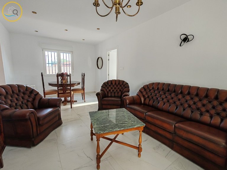 Villa for sale in Pilar de la Horadada, Alicante 7