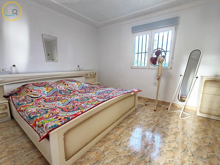 Villa for sale in Pilar de la Horadada, Alicante 17