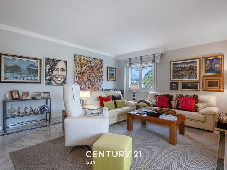 Apartment for sale in Puerto Banús, Nueva Andalucía, Marbella, Málaga 10