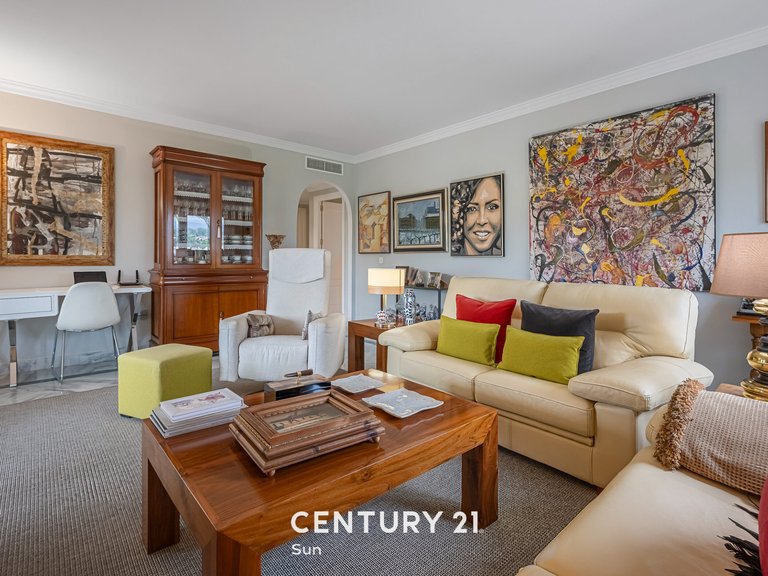 Apartment for sale in Puerto Banús, Nueva Andalucía, Marbella, Málaga 9