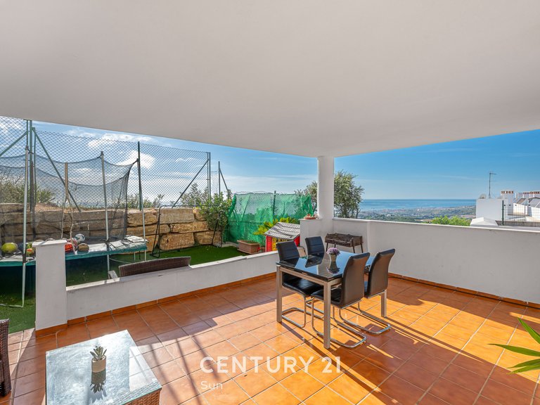 Apartment for sale in Casares, Málaga 10