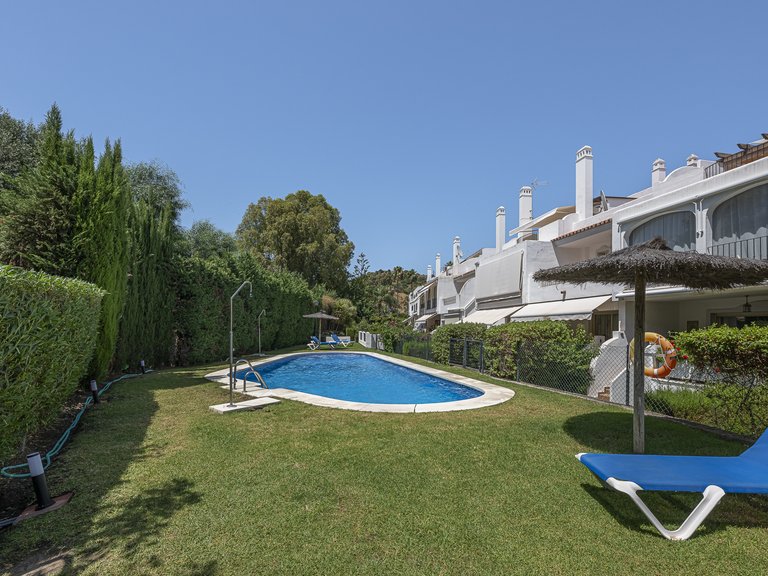 Town House for sale in Nueva Andalucía, Marbella, Málaga 1