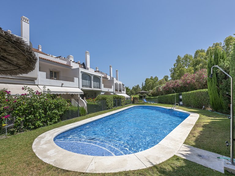 Town House for sale in Nueva Andalucía, Marbella, Málaga 2