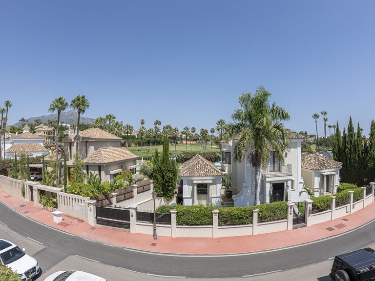 Town House for sale in Nueva Andalucía, Marbella, Málaga 5